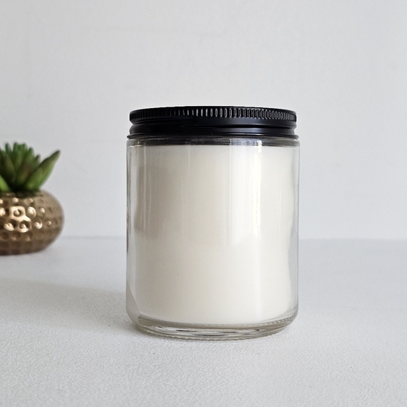 🕯️ White Barn Champagne Toast Candle - 7 oz | Bath & Body Works | New 🕯️ - Picture 2 of 7